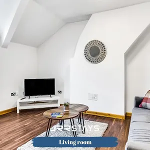 - Quirky 1 Bedroom, Sleeps 3, Wi-fi - Jrr Apartment Cardiff