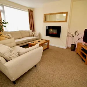 Homestay Henry's, Bath